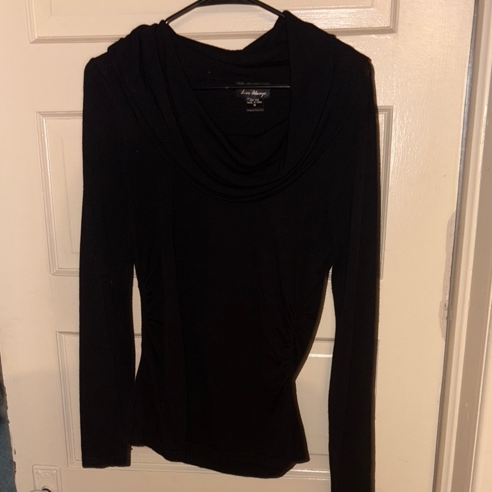 Black Long Sleeve Top